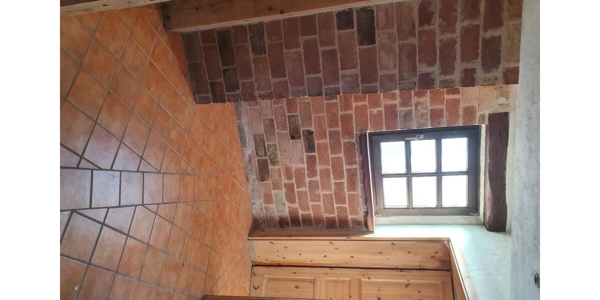 Etagenwohnung Fürth Atzenhof - 5 Zimmer, 145 m&sup2;, 1.380&euro; | Angebot:27596821