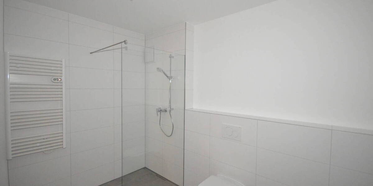 Etagenwohnung Altdorf - 2 Zimmer, 73 m&sup2;, 900&euro; | Angebot:26486060