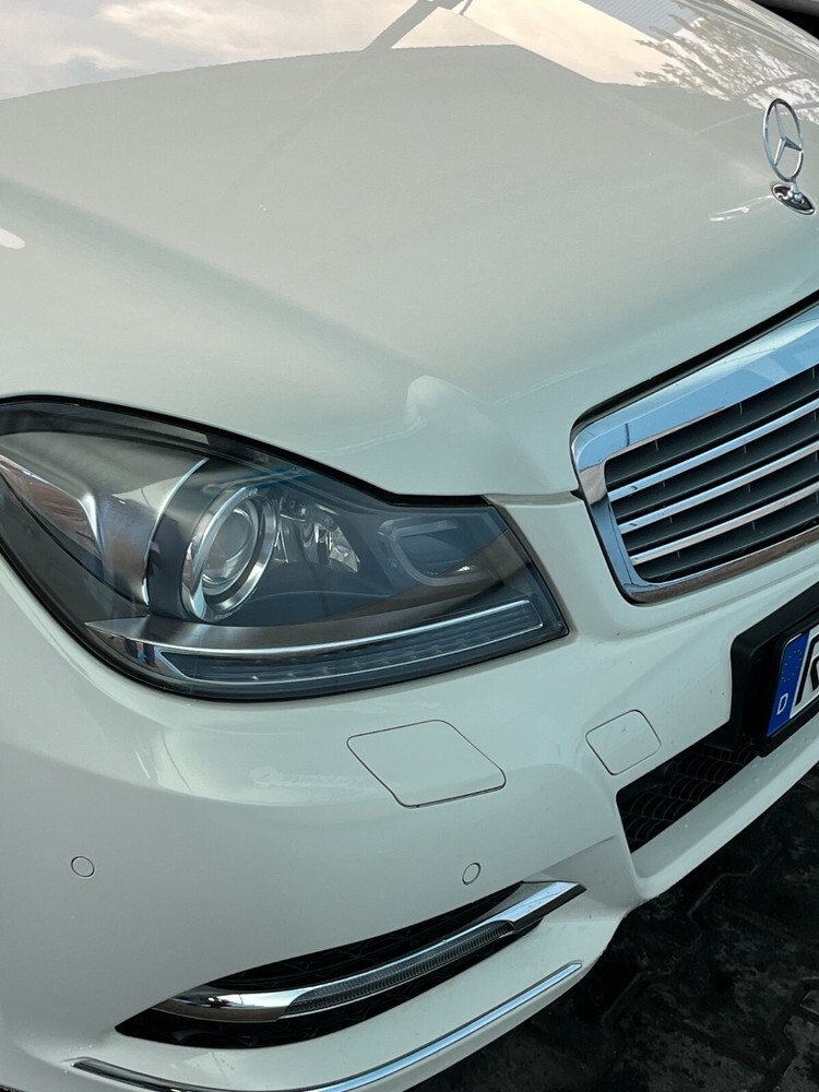 Mercedes-Benz 300C 90.000 km 15.200 € Schwanstetten 90596