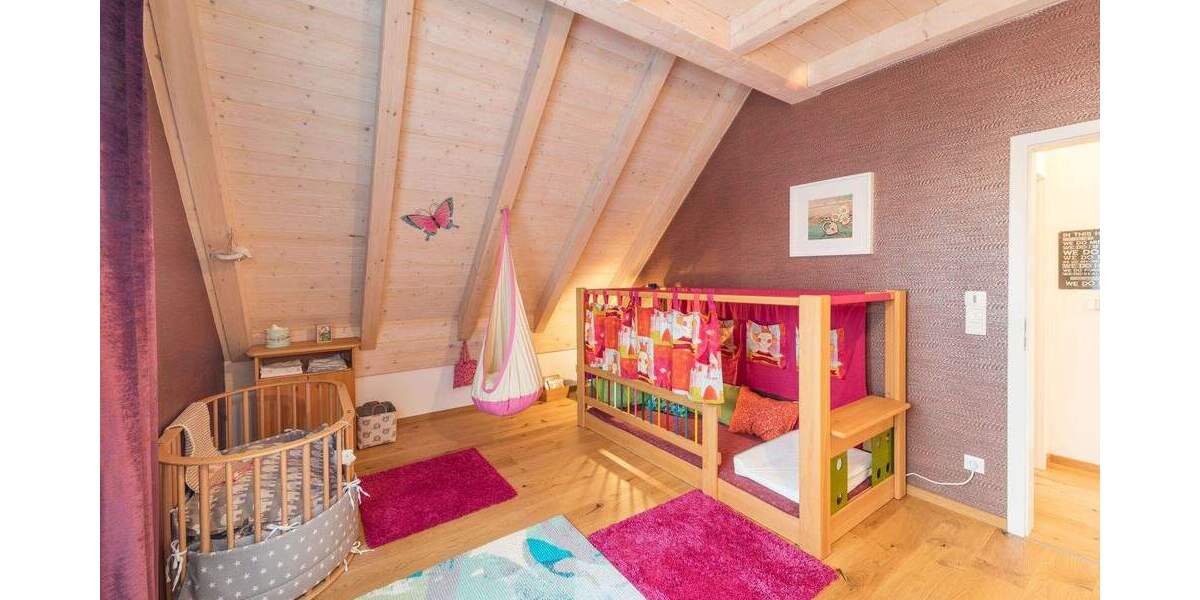 Fully furnished family house 10 minutes from Herzo 6 zimmer