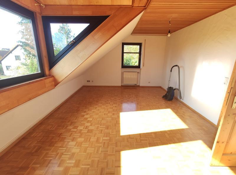 2 Zi. Whg. im 1. OG mit Dachterrasse, Stellplatz und Gartenmitbenutzung 2 zimmer