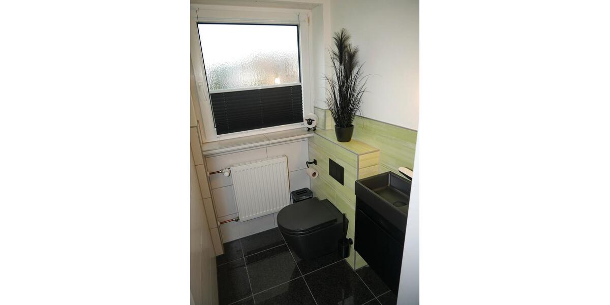 Reihenhaus Hersbruck - 5 Zimmer, 130 m&sup2;, 2.000&euro; | Angebot:27614381