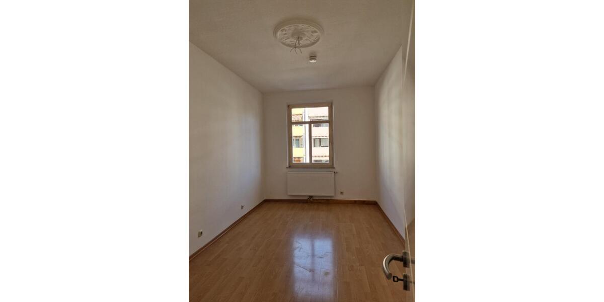 Etagenwohnung Nürnberg Sankt Leonhard - 2 Zimmer, 65 m&sup2;, 908&euro; | Angebot:25390352