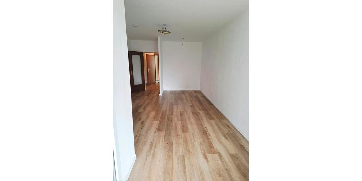 1Zi Wohnung, Keller, TGStellpl. 1 zimmer