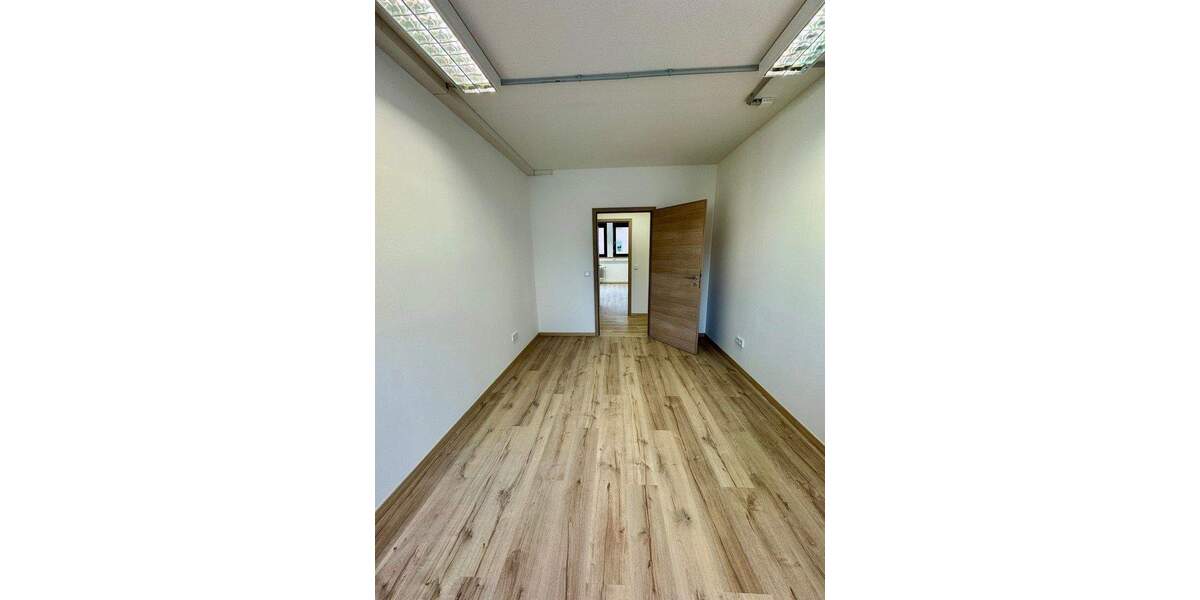 Büro Praxis Seminarräume Nürnberg - saniert, ca. 220 m², bei Hbf - provisionsfrei (Eigentümer) zimmer