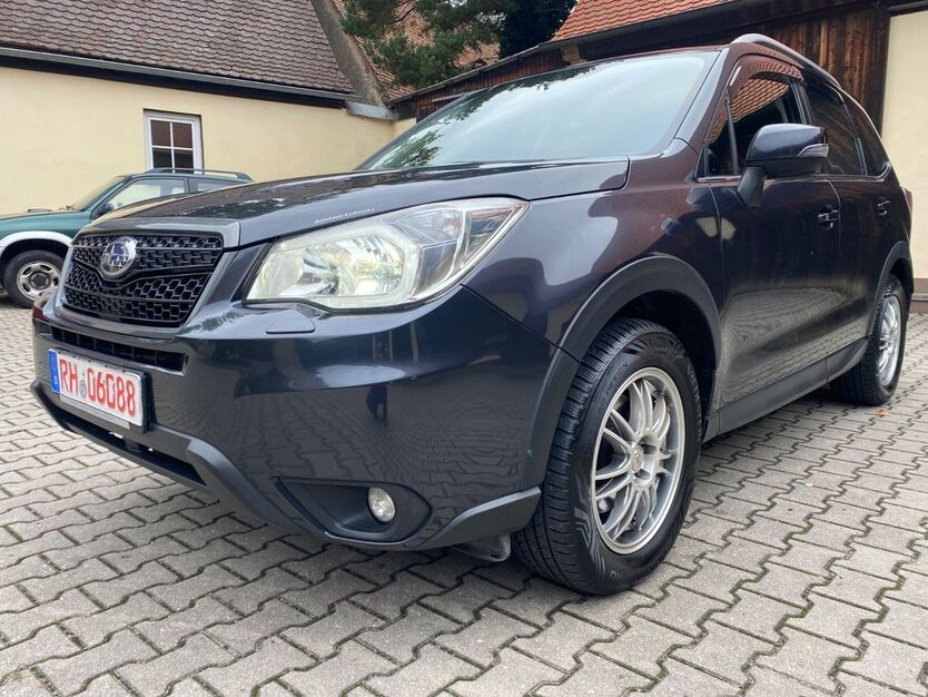 Subaru Forester 190.000 km 7.900 € Rohr 91189