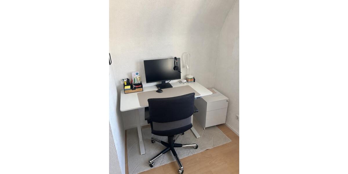 Dachgeschoßwohnung Feucht - 2 Zimmer, 45 m&sup2;, 800&euro; | Angebot:26692043