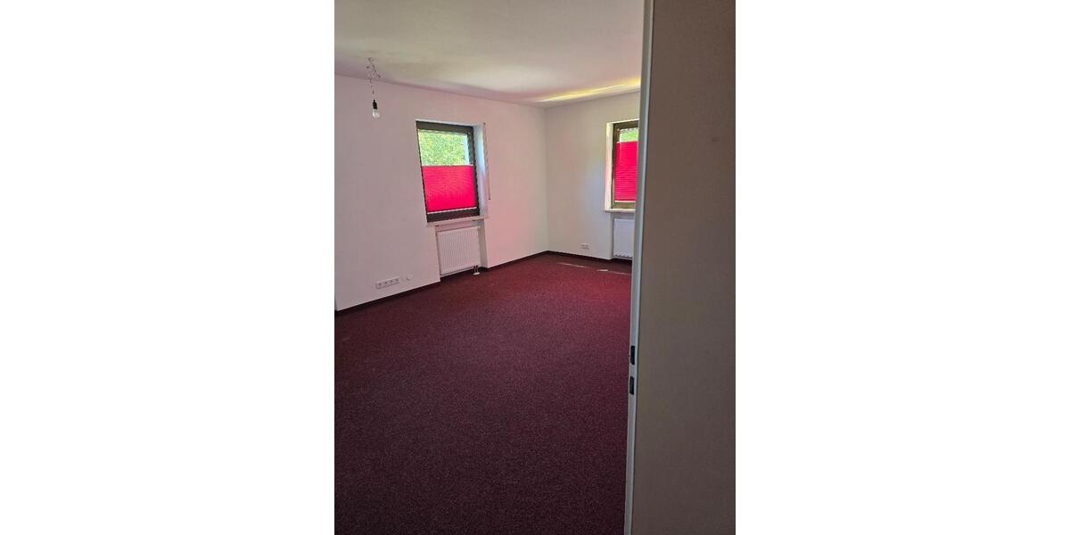 Etagenwohnung Nürnberg Langwasser - 3 Zimmer, 89 m&sup2;, 900&euro; | Angebot:26385679