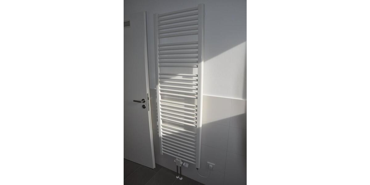 Moderne, neuwertige 1-Zimmer Wohnung mit Küche & Loggia in Fürth 1 zimmer