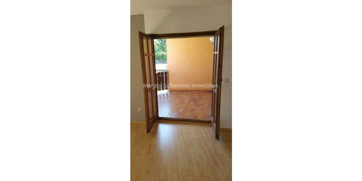 Etagenwohnung Georgensgmünd - 4 Zimmer, 96 m&sup2;, 285.000&euro; | Angebot:25727171