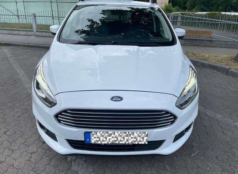 S-Max