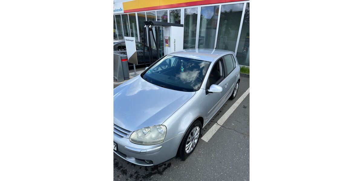 VW Golf 185.000 km 2.190 &euro; Nürnberg 90411
