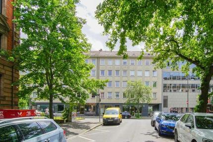 Direkt am Plärrer, Helle 1 Zi. Wohnung 30 m² mit Aufzug 1 zimmer