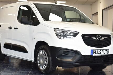 Opel Combo 38.365 km 12.670 € Nürnberg 90431