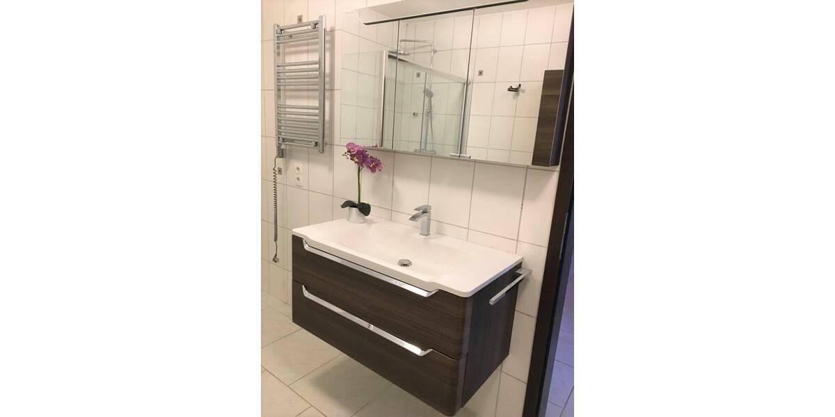Etagenwohnung Nürnberg Maxfeld - 3 Zimmer, 94 m&sup2;, 1.350&euro; | Angebot:26893237