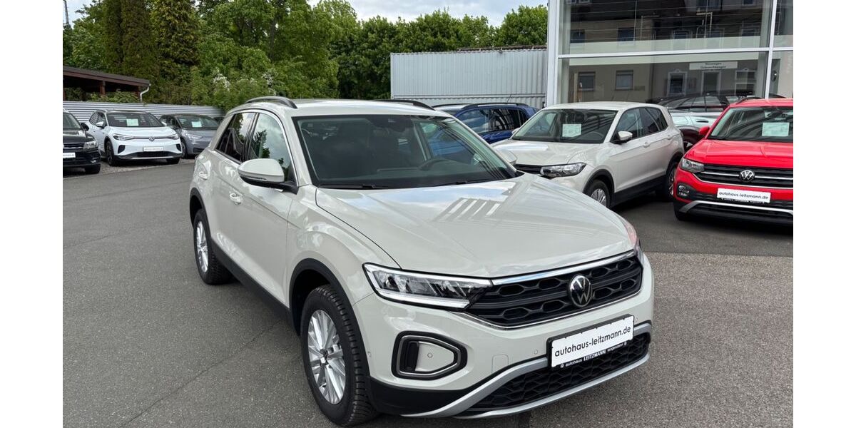 VW T-Roc 1.001 km 26.890 &euro; Langenzenn 90579