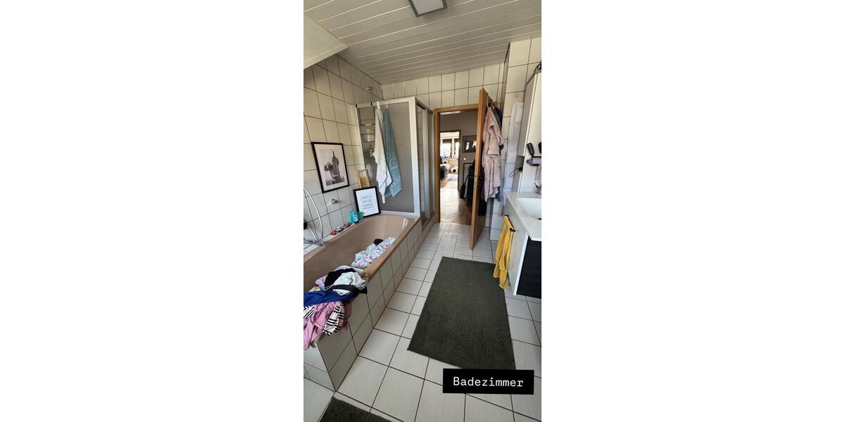 Etagenwohnung Erlangen Alterlangen - 4 Zimmer, 114 m&sup2;, 1.400&euro; | Angebot:26416462