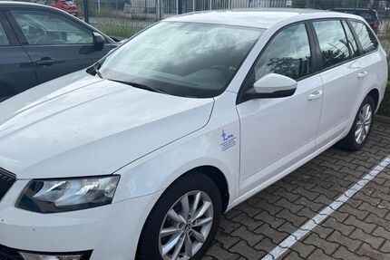 Skoda Octavia 201.240 km 6.300 &euro; Nürnberg 90431