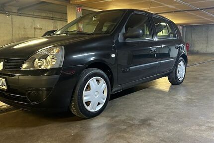 Renault Clio 203.000 km 950 &euro; Fürth 90763
