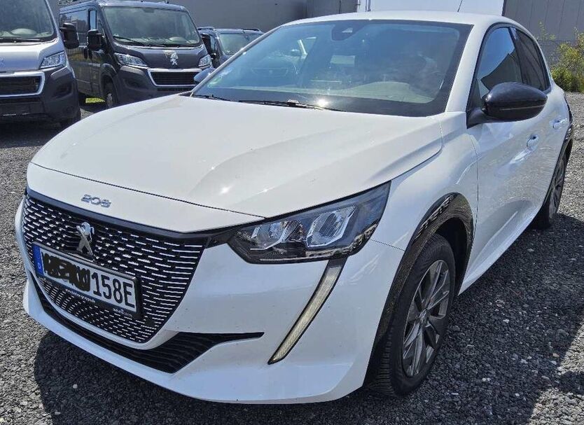 Peugeot 208 32.323 km 14.444 € Röthenbach a. d. Pegnitz 90552