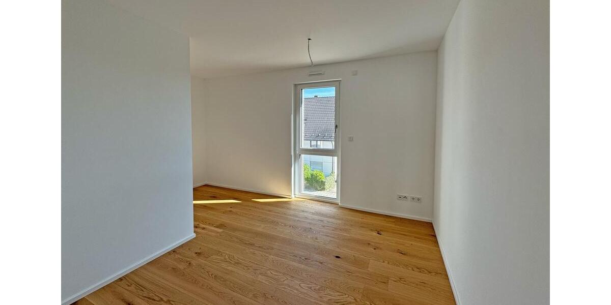 Etagenwohnung Nürnberg Almoshof - 3 Zimmer, 91 m&sup2;, 1.450&euro; | Angebot:26386672