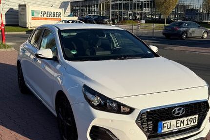 Hyundai i30 111.400 km 13.990 &euro; Fürth 90766