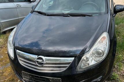Opel Corsa 212.000 km 690 &euro; Nürnberg 90431