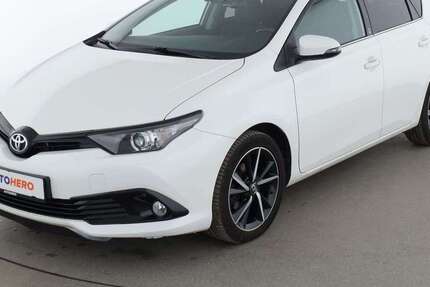 Toyota Auris 71.221 km 13.270 &euro; Nürnberg 90441