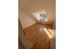 Lichtdurchflutete 3-Zimmer-Dachgeschosswohnung mit Südwestbalkon in Schwand - 3- Schwandstetten Schwand | Angebot:27621624