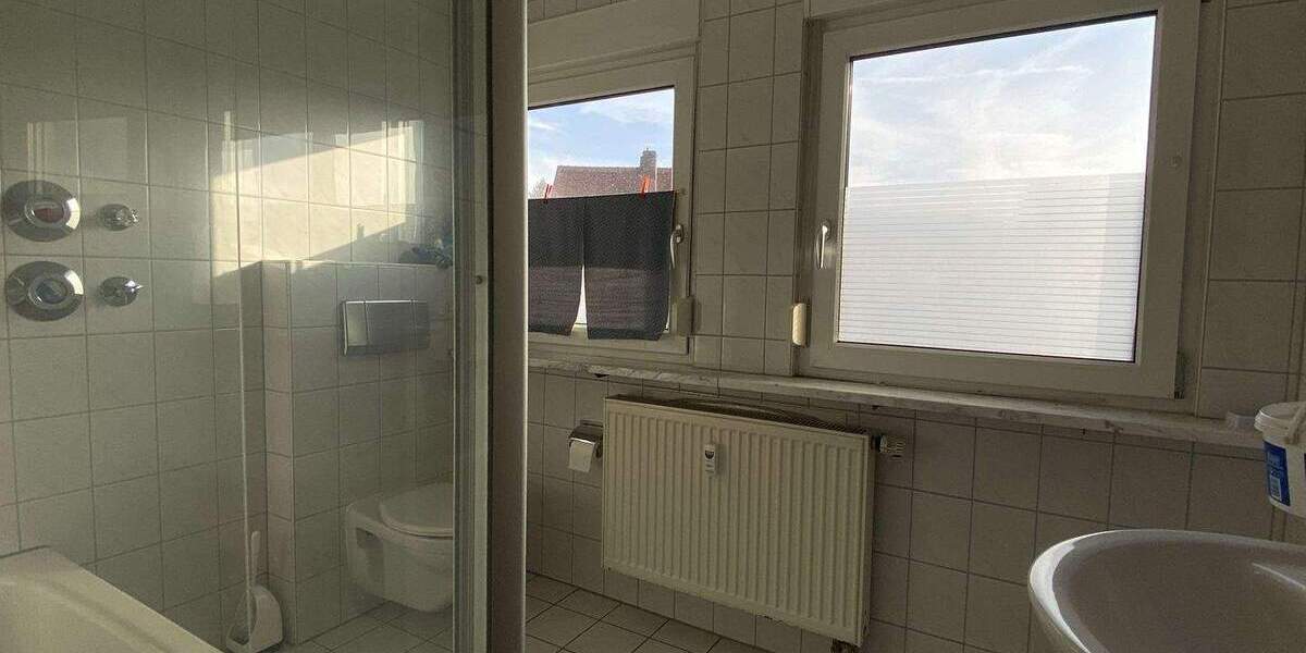 Gemütliche Dachgeschosswohnung mit französischem Balkon 2 zimmer