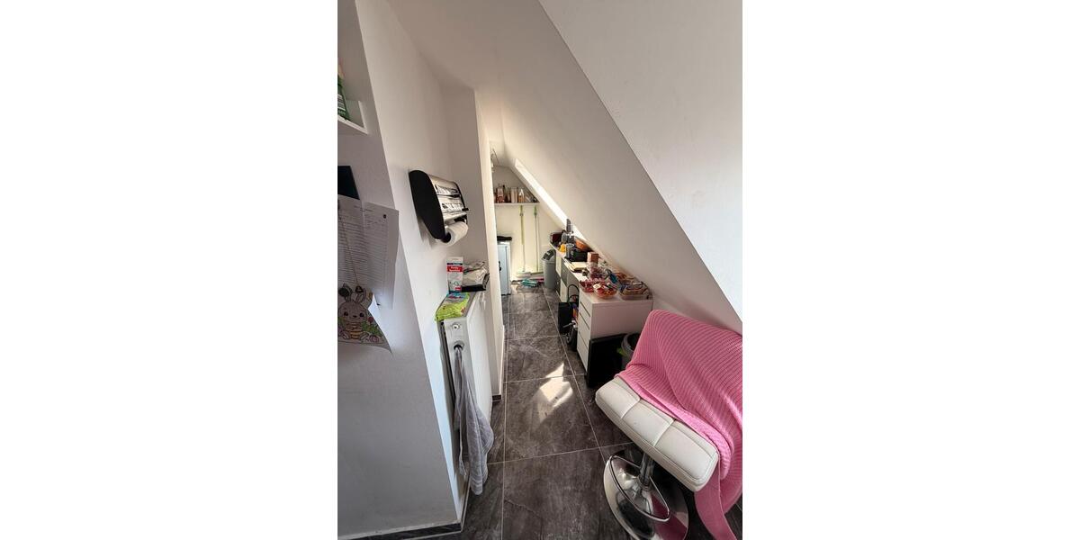 Dachgeschoßwohnung Nürnberg Eibach - 3 Zimmer, 60 m&sup2;, 990&euro; | Angebot:26281642