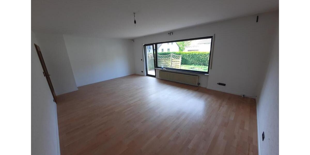 Einfamilienhaus Feucht - 6.5 Zimmer, 147 m&sup2;, 1.850&euro; | Angebot:24832208