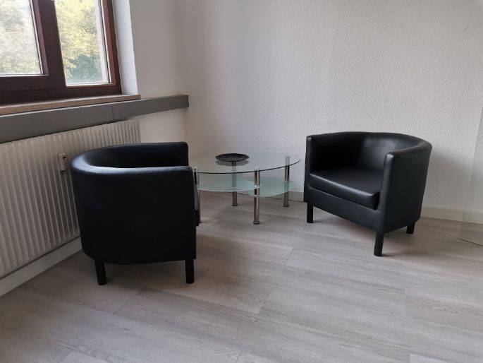 Möbliertes Einzelbüro, vielseitig nutzbar, auch als Tagesbüro - All-in-Miete