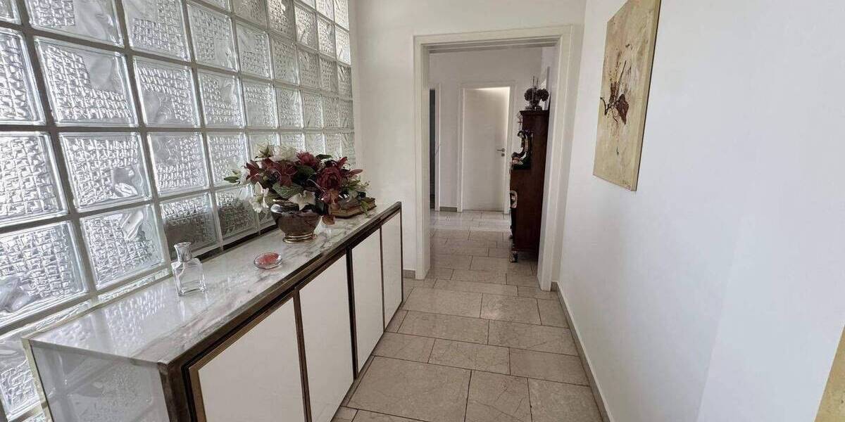 Einfamilienhaus Cadolzburg - 6 Zimmer, 217 m&sup2;, 1.950&euro; | Angebot:26908578