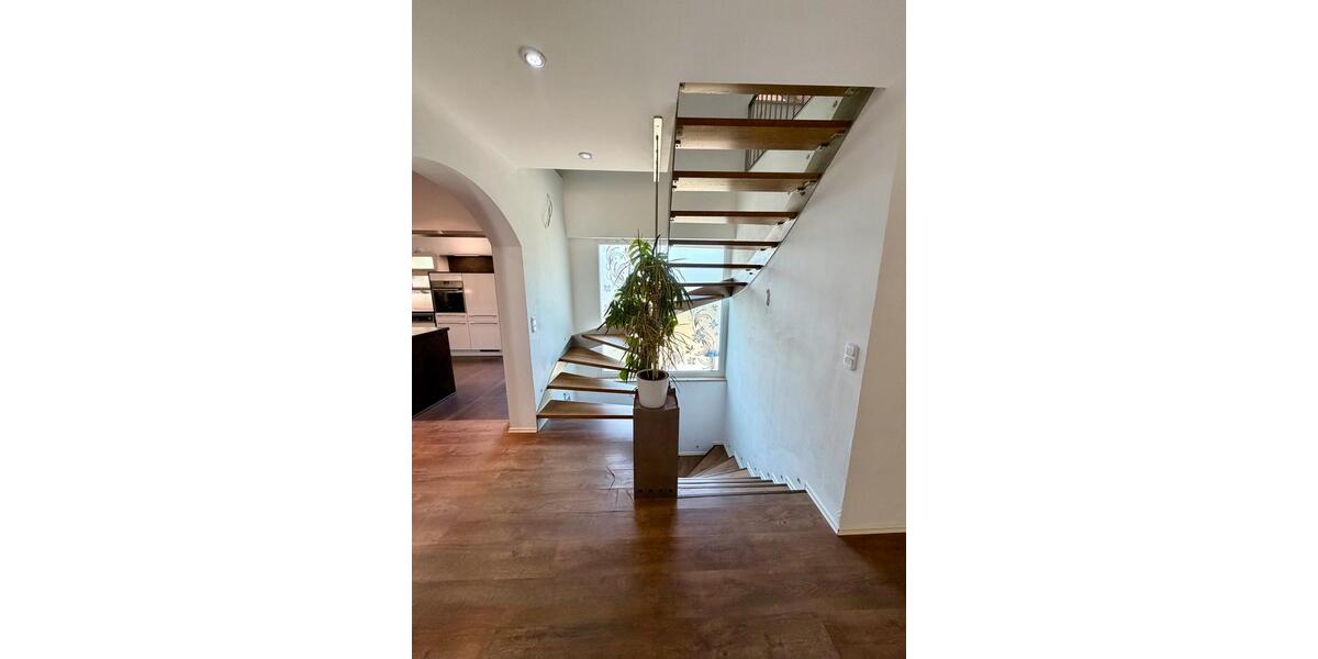 Einfamilienhaus Rückersdorf - 9 Zimmer, 332 m&sup2;, 1.350.000&euro; | Angebot:27195578