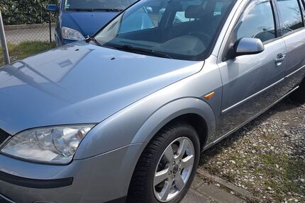 Ford Mondeo 200.644 km 1.999 &euro; Fürth 90765