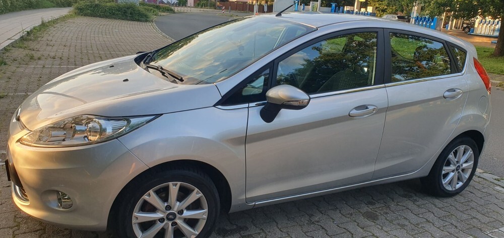 Ford Fiesta 70.229 km 3.800 € Nürnberg 90403