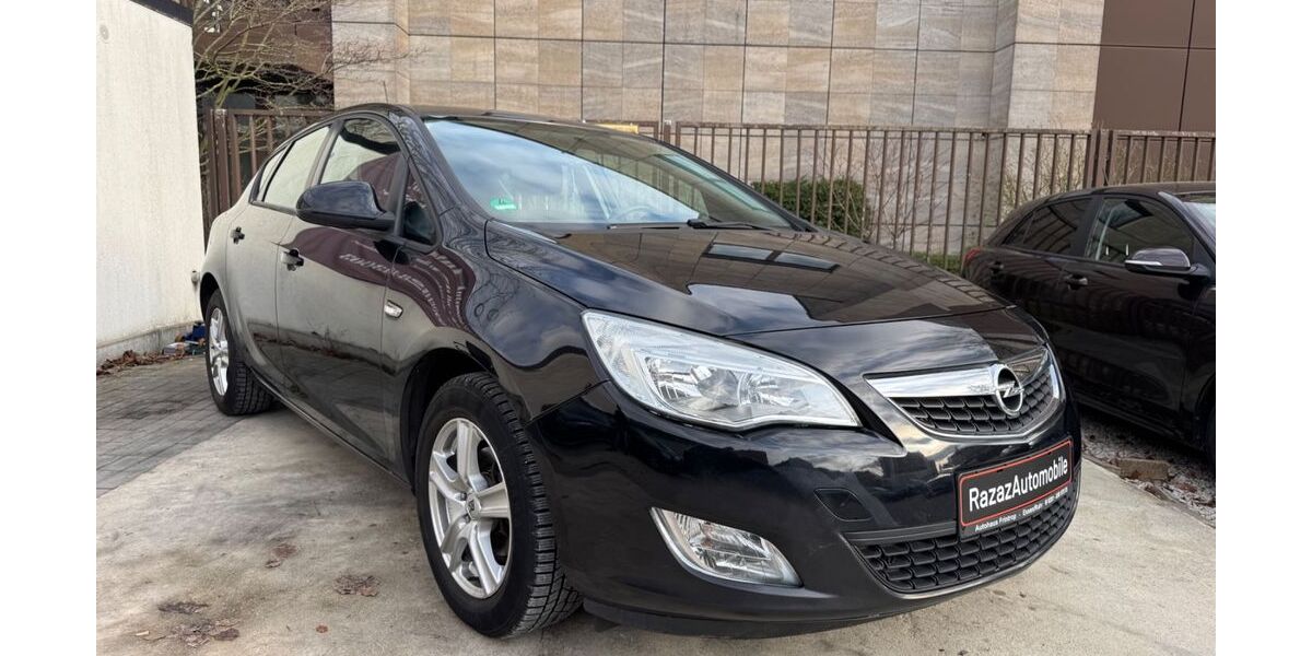 Opel Astra 141.000 km 3.390 &euro; Fürth 90763