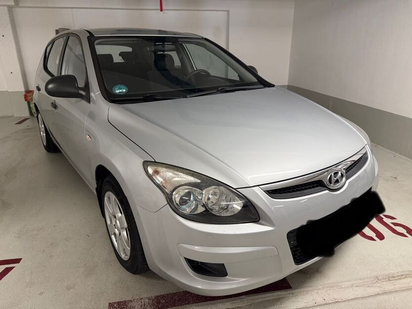 Hyundai i30 86.435 km 4.499 € Nürnberg 90431