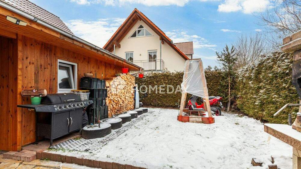 Doppelhaushälfte Erlangen Büchenbach - 8 Zimmer, 111 m&sup2;, 720.000&euro; | Angebot:25737636