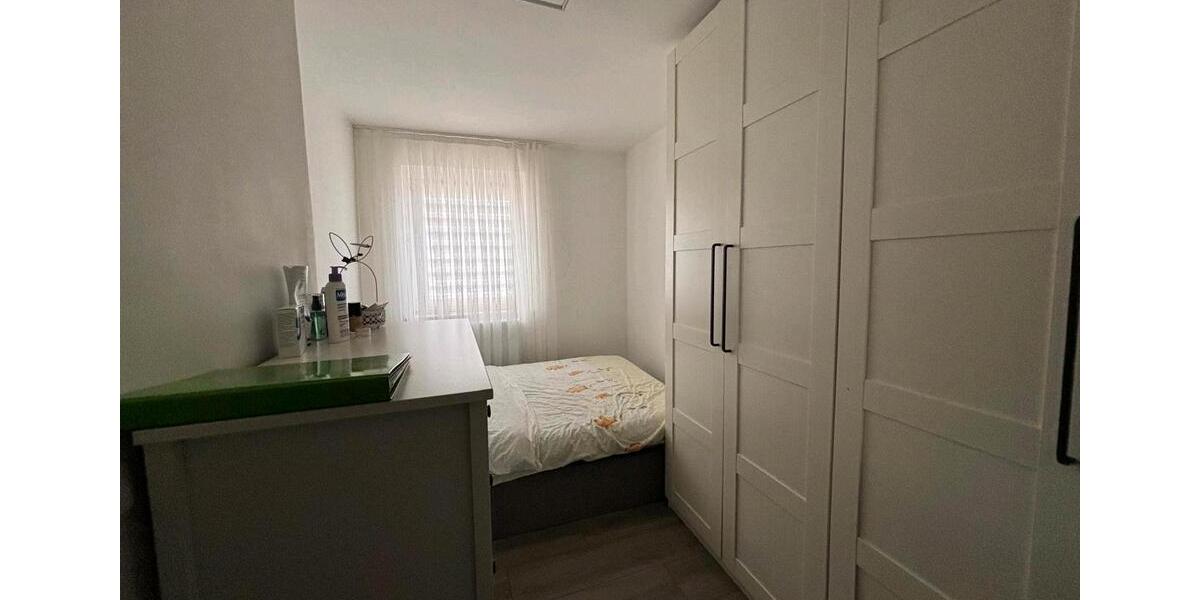 Etagenwohnung Nürnberg Hasenbuck - 3 Zimmer, 66 m&sup2;, 1.100&euro; | Angebot:26310220