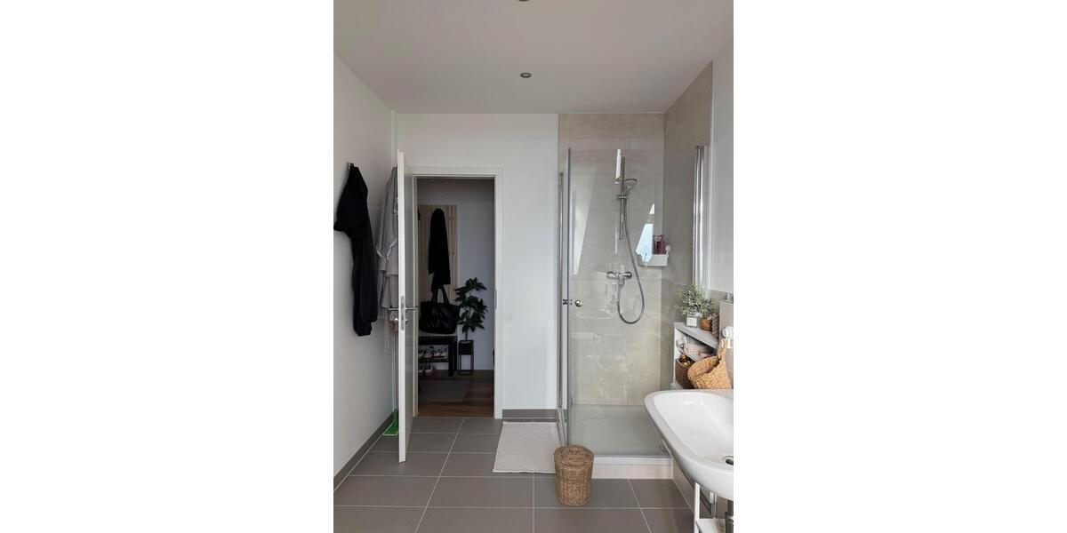 Dachgeschoßwohnung Fürth Südstadt - 2 Zimmer, 68 m&sup2;, 840&euro; | Angebot:26586929
