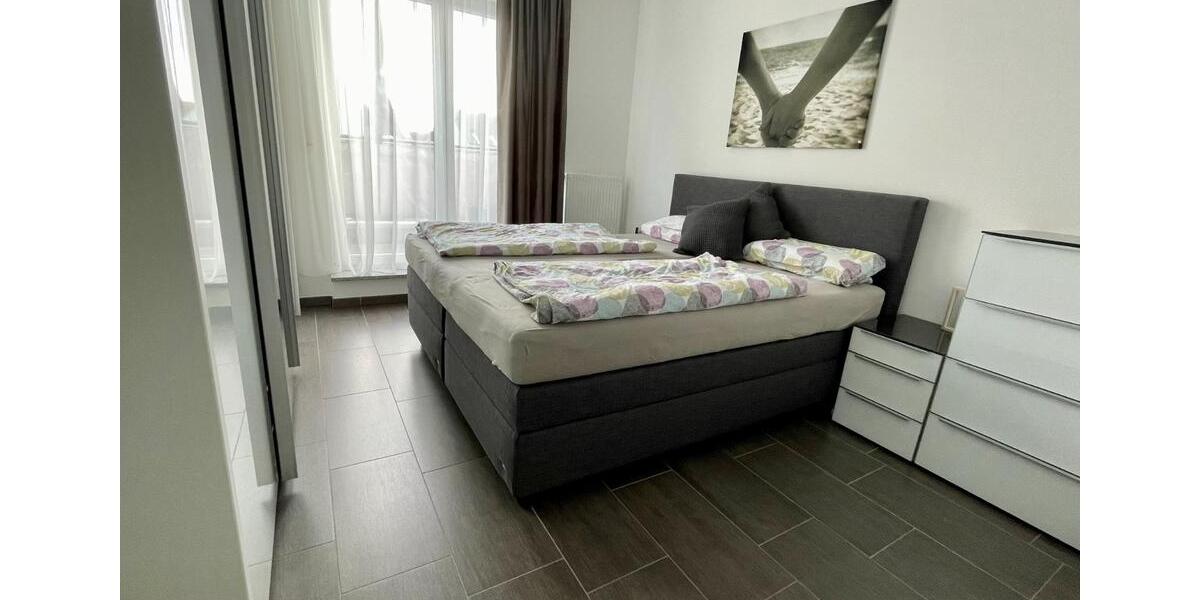 3,5 Zi. Penthouse-Whg. mit großer Dachterrasse, EBK, ab 01.05.26 3.5 zimmer