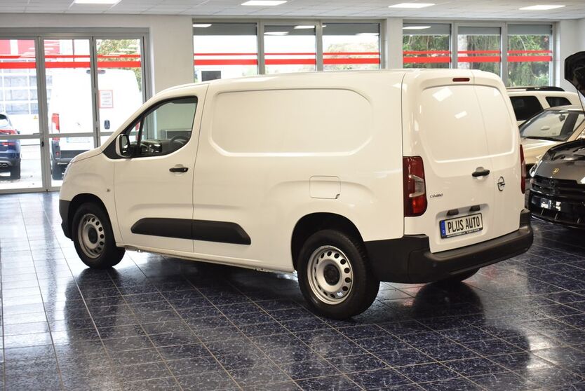 Opel Combo 70.541 km 11.870 € Nürnberg 90431