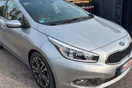 Kia ceed / Ceed 102.400 km 9.900 &euro; Nürnberg 90441