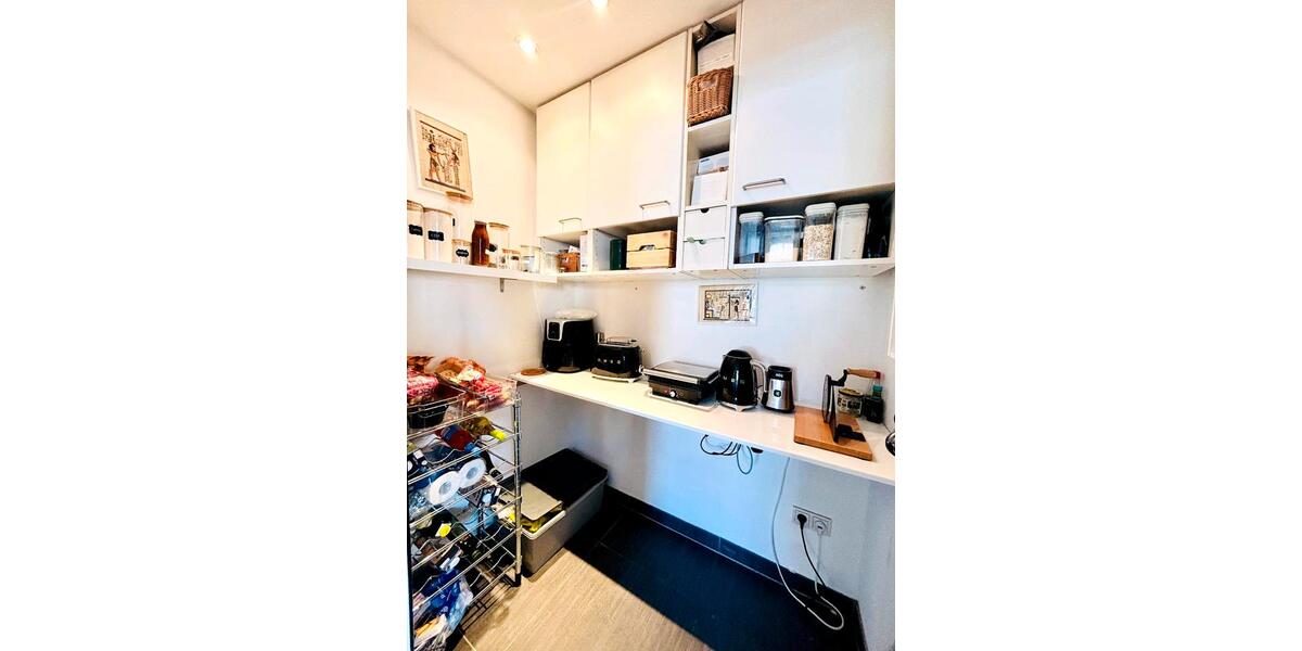 Vollmöbliertes Loft in Schniegling zu vermieten (Jan-Mai 2026) zimmer