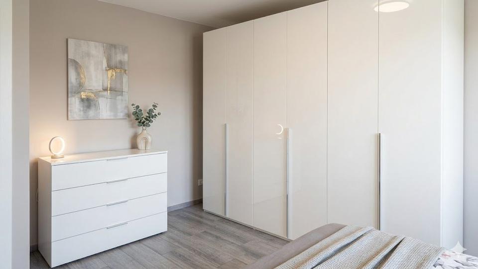 Etagenwohnung Nürnberg Gibitzenhof - 4 Zimmer, 127 m&sup2;, 1.750&euro; | Angebot:27549639
