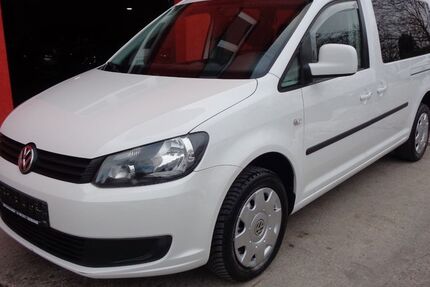 VW Caddy 142.000 km 13.950 &euro; Nürnberg 90431