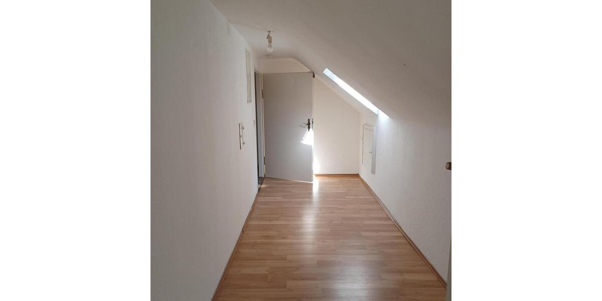 Dachgeschoßwohnung Fürth Atzenhof - 1 Zimmer, 45 m&sup2;, 470&euro; | Angebot:25417579