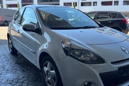 Renault Clio 178.000 km 1.850 &euro; Nürnberg 90439